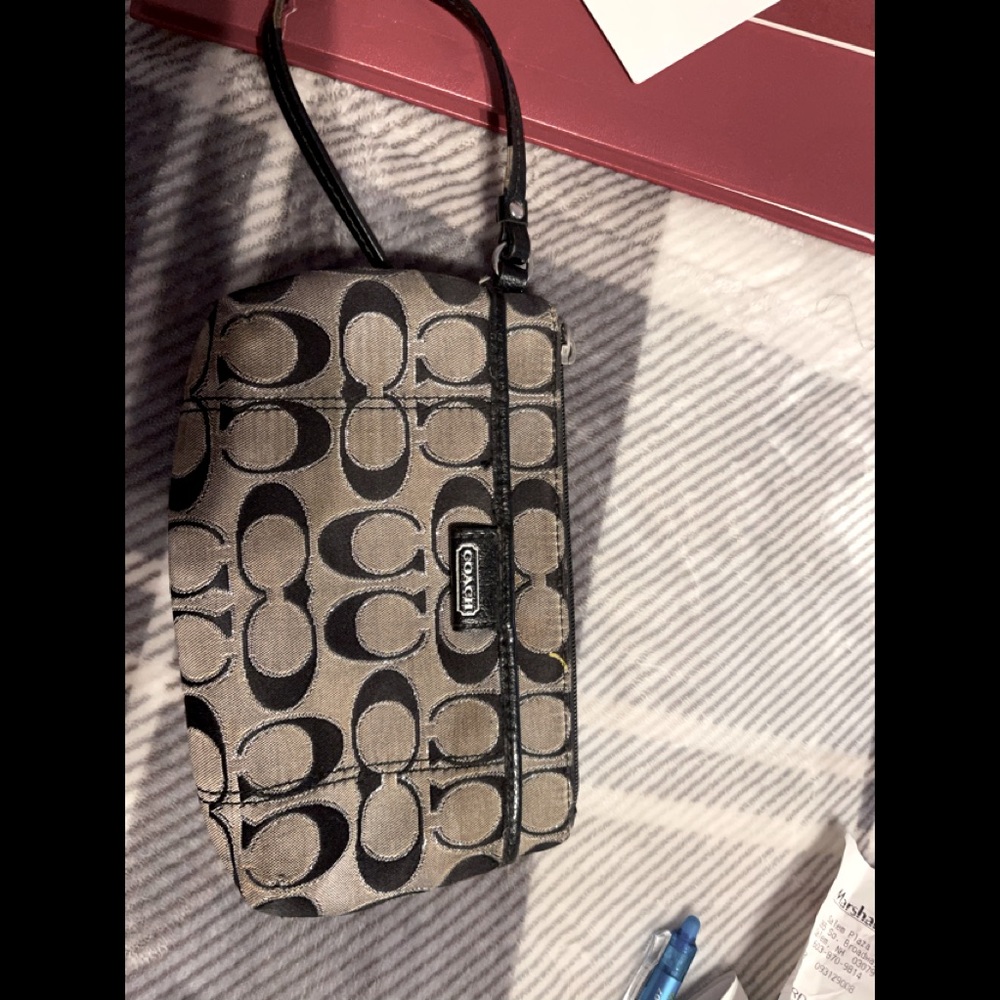 Wristlet